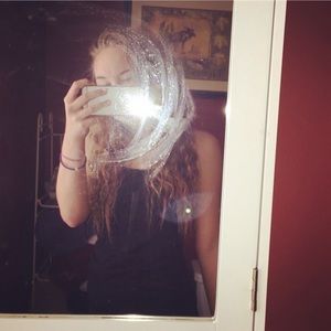 Meet your Posher, Destinee